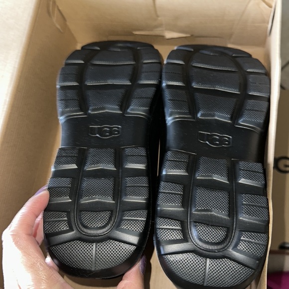 UGG Women’s TASMAN X BLACK - Picture 4 of 7